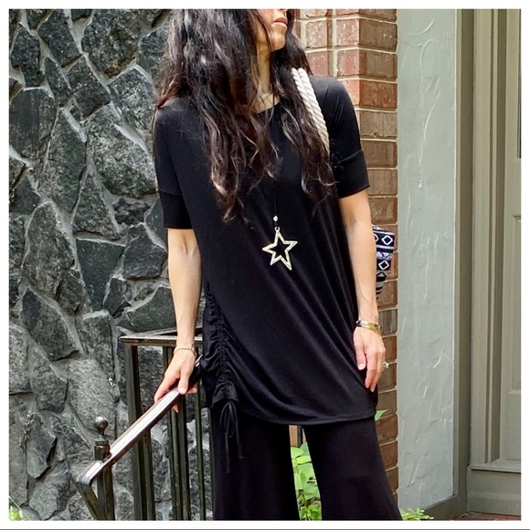 FABULOUS SHORT SLEEVES SIDE RUCHED LOOSE FIT TUNIC - Picture 9 of 16